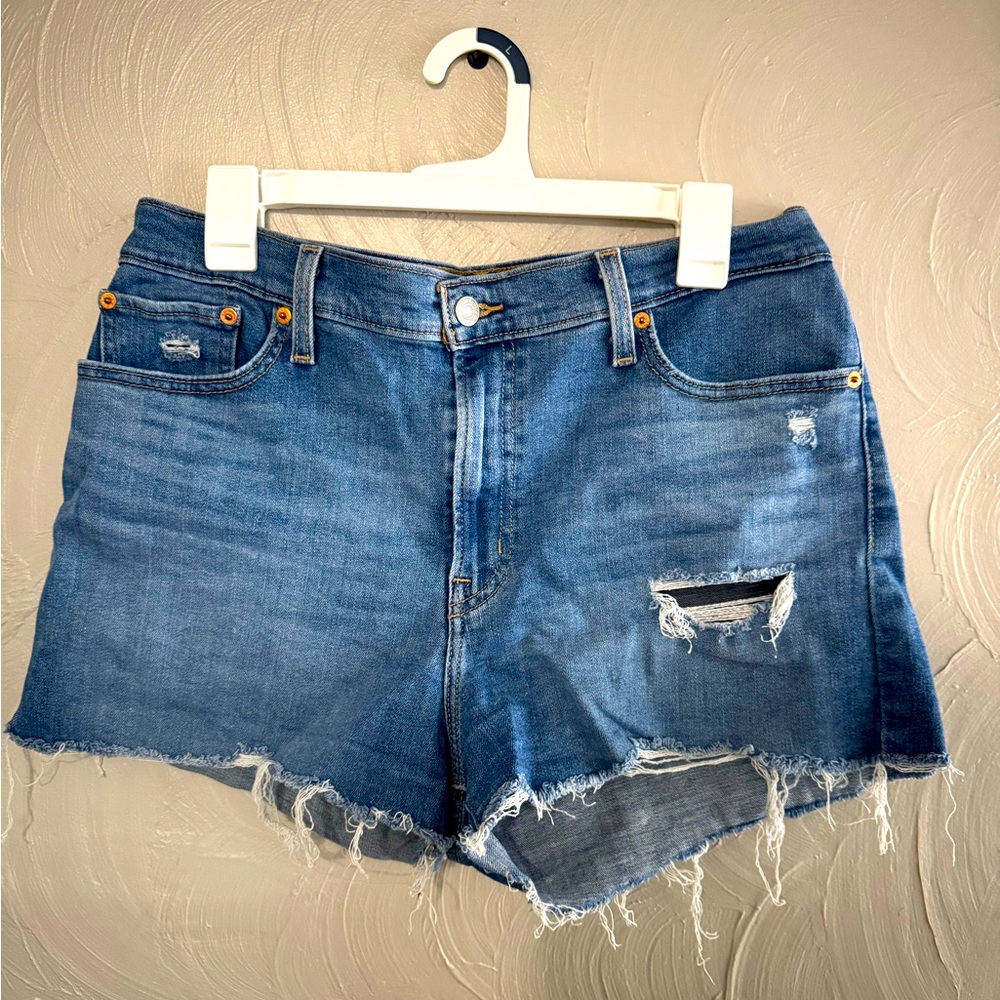 Levi’s 501 Women’s Jean Shorts
